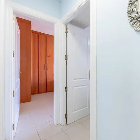 Apartment Beautiful 2 Bed Pacos