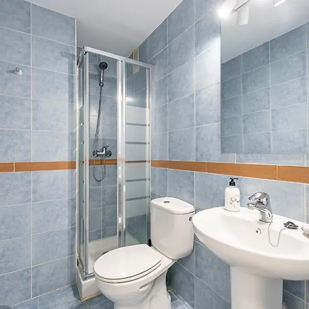 Beautiful 2 Bed Pacos Apartment
