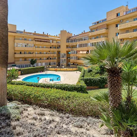 Apartment Beautiful 2 Bed Pacos Fuengirola